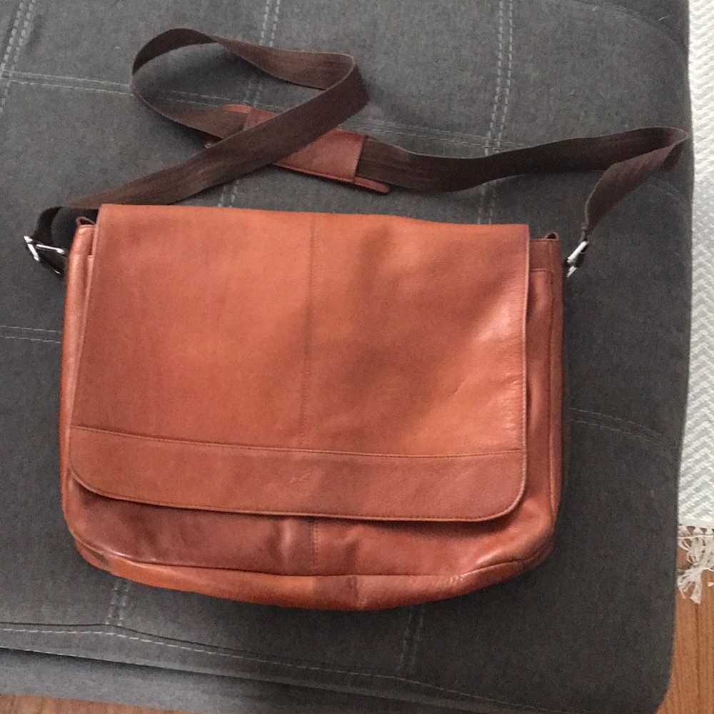 Mancini laptop bag